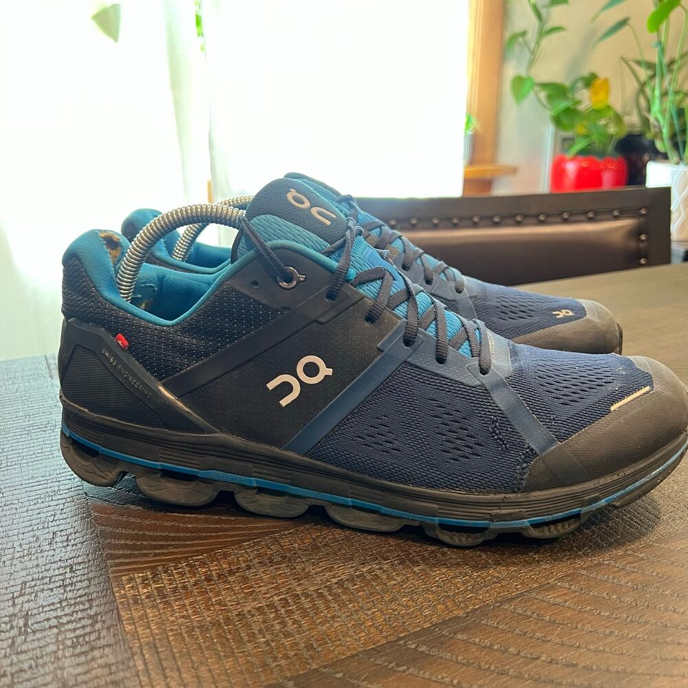 On Cloud ace running shoes navy blue *flawed 11 men